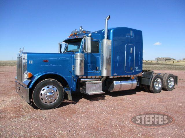 2007 Peterbilt 379 EXTHD_1.jpg